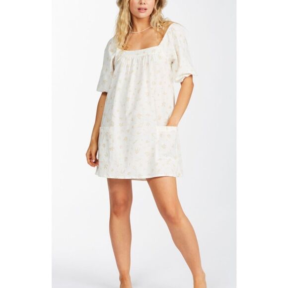 Billabong on the shore shell print mini dress size medium - Picture 1 of 13